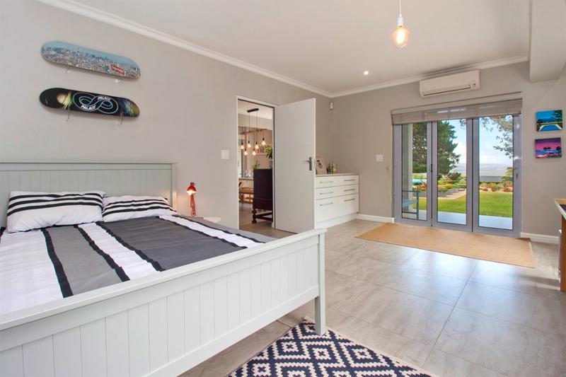 5 Bedroom Property for Sale in Noordhaven Western Cape